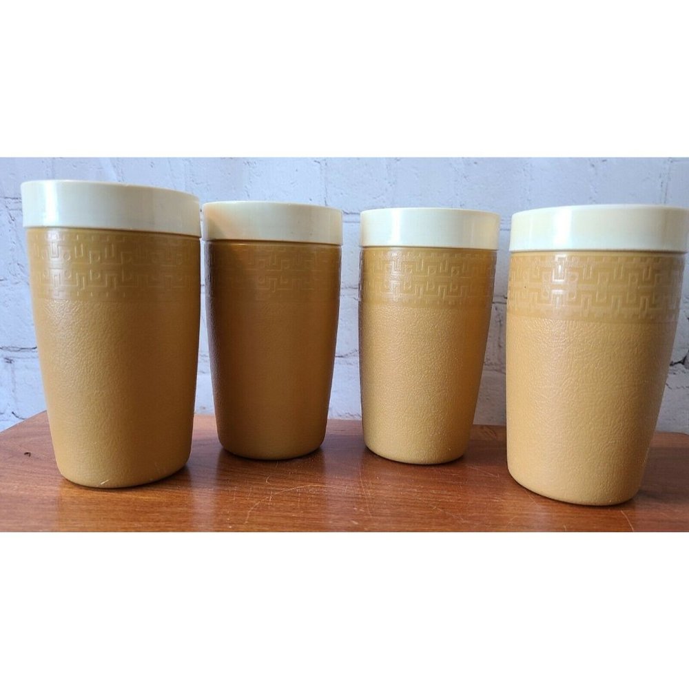 Vintage OLYMPIAN Therm-o-Ware Plastic Drinking Tumblers 4pcs MCM 10 oz